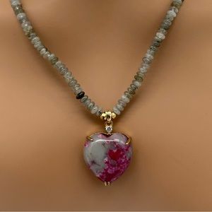 Dyed Agate and Prehnite Beaded Heart Pendant Necklace